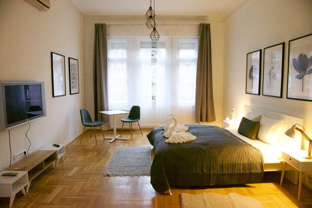 Five Season'S Apartment Budapesta Exterior foto