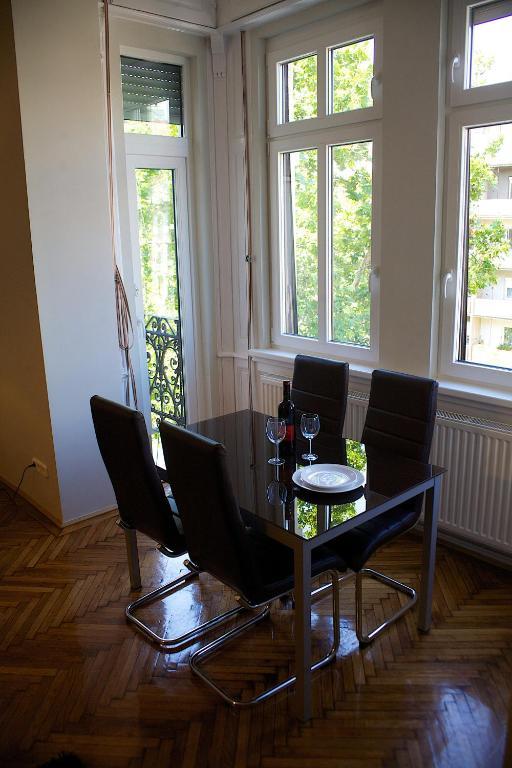 Five Season'S Apartment Budapesta Exterior foto